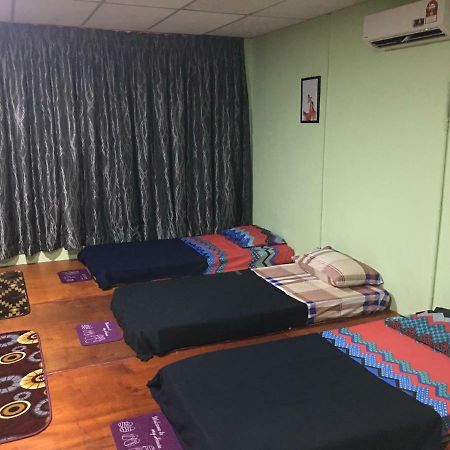 11 Pensione Malacca Buitenkant foto