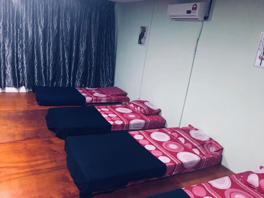 11 Pensione Malacca Buitenkant foto