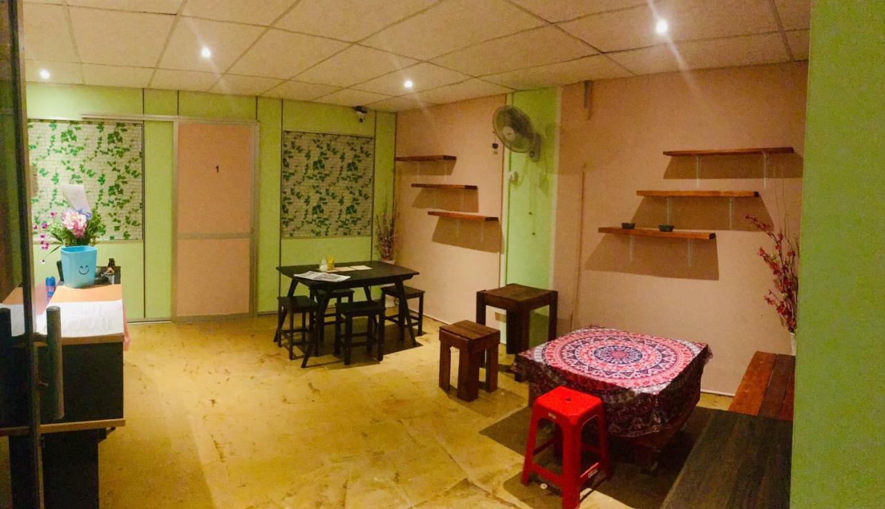 11 Pensione Malacca Buitenkant foto